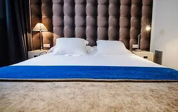 **** Hotel Angla Boutique Apartments Valencia Barcelona Spain
